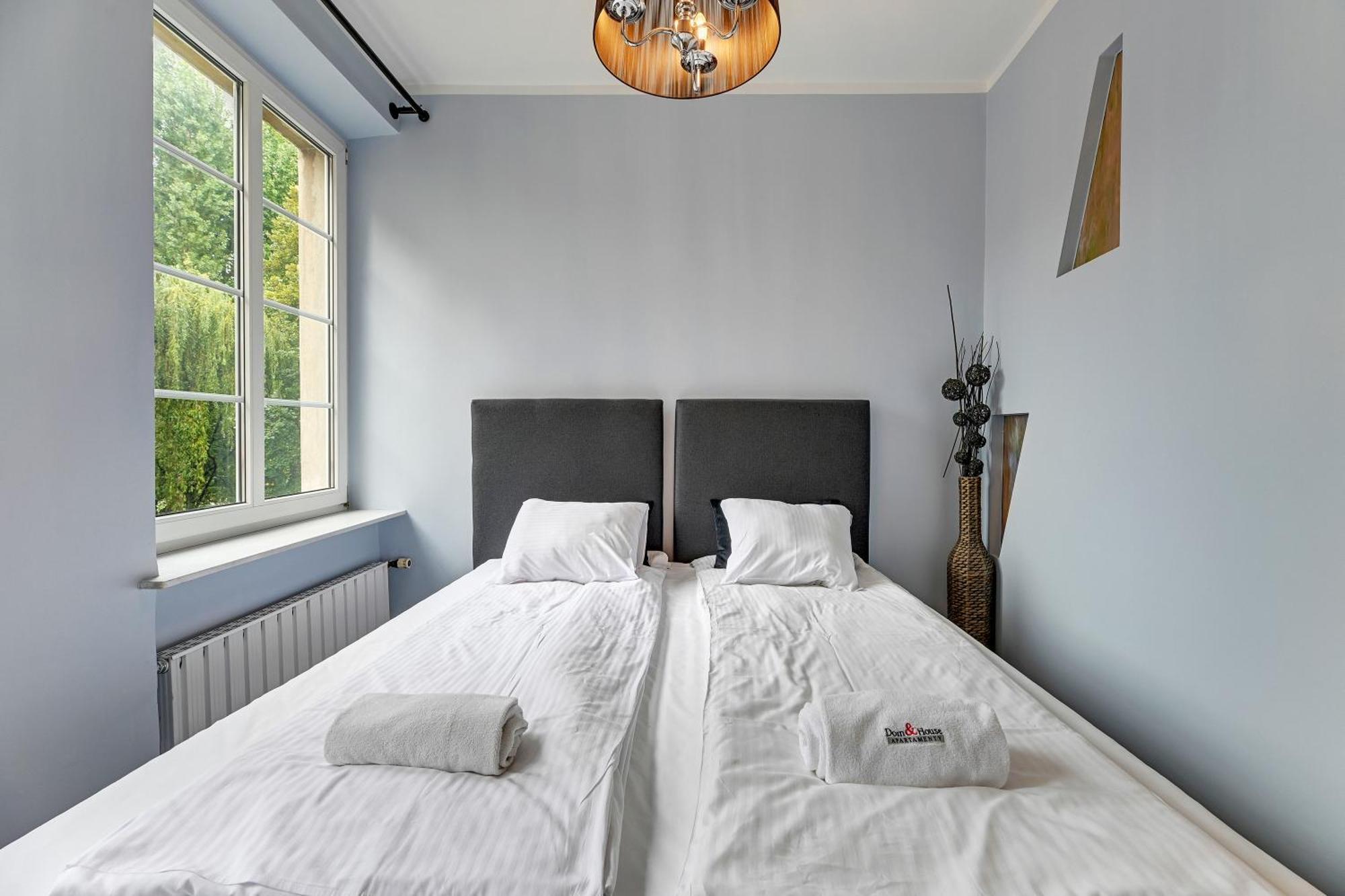 Dom & House - Apartments Old Town Ogarna กดัญสก์ ภายนอก รูปภาพ