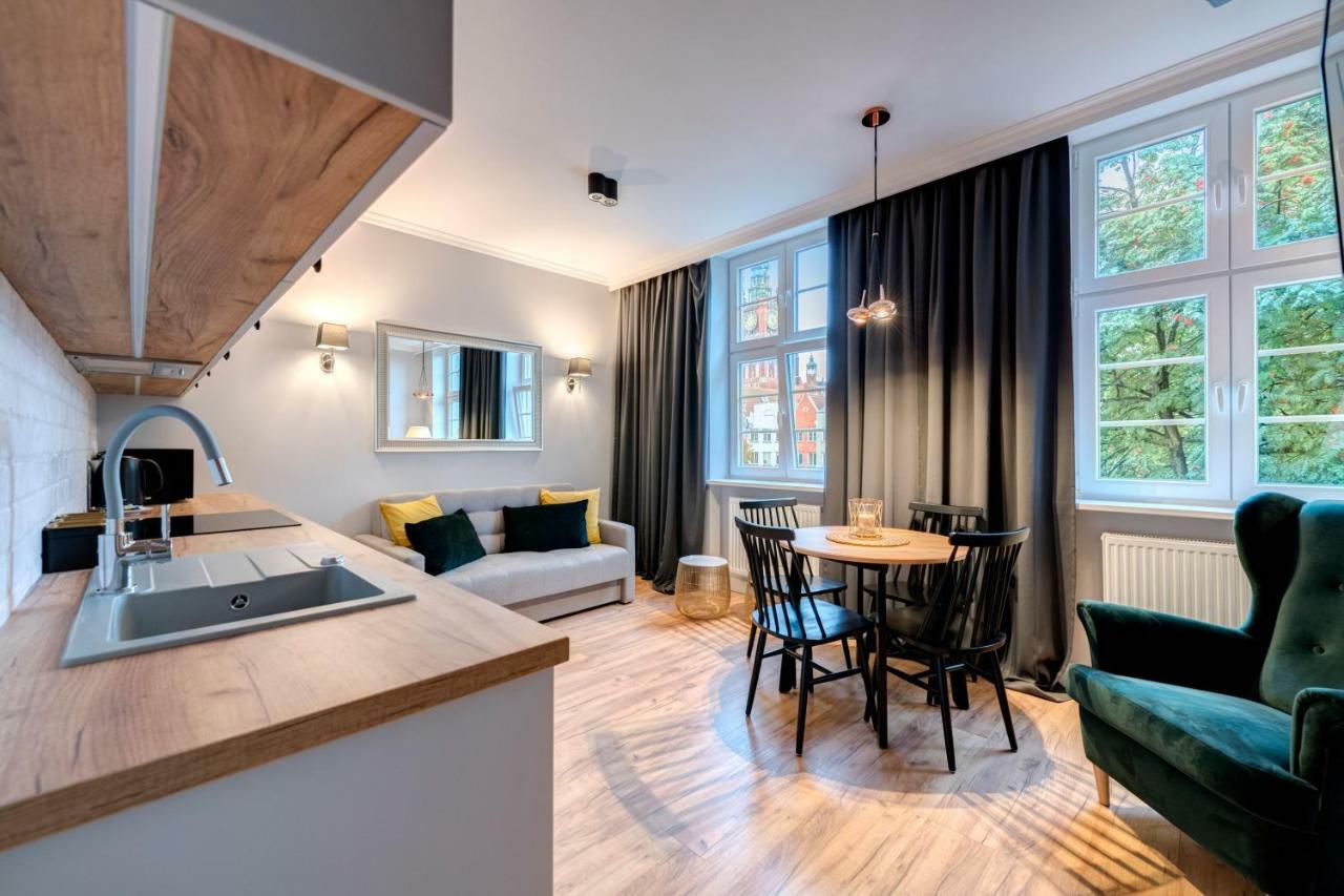 Dom & House - Apartments Old Town Ogarna กดัญสก์ ภายนอก รูปภาพ
