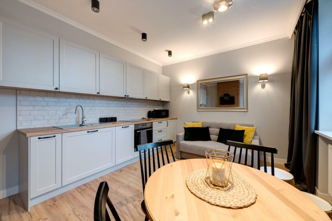 Dom & House - Apartments Old Town Ogarna กดัญสก์ ภายนอก รูปภาพ